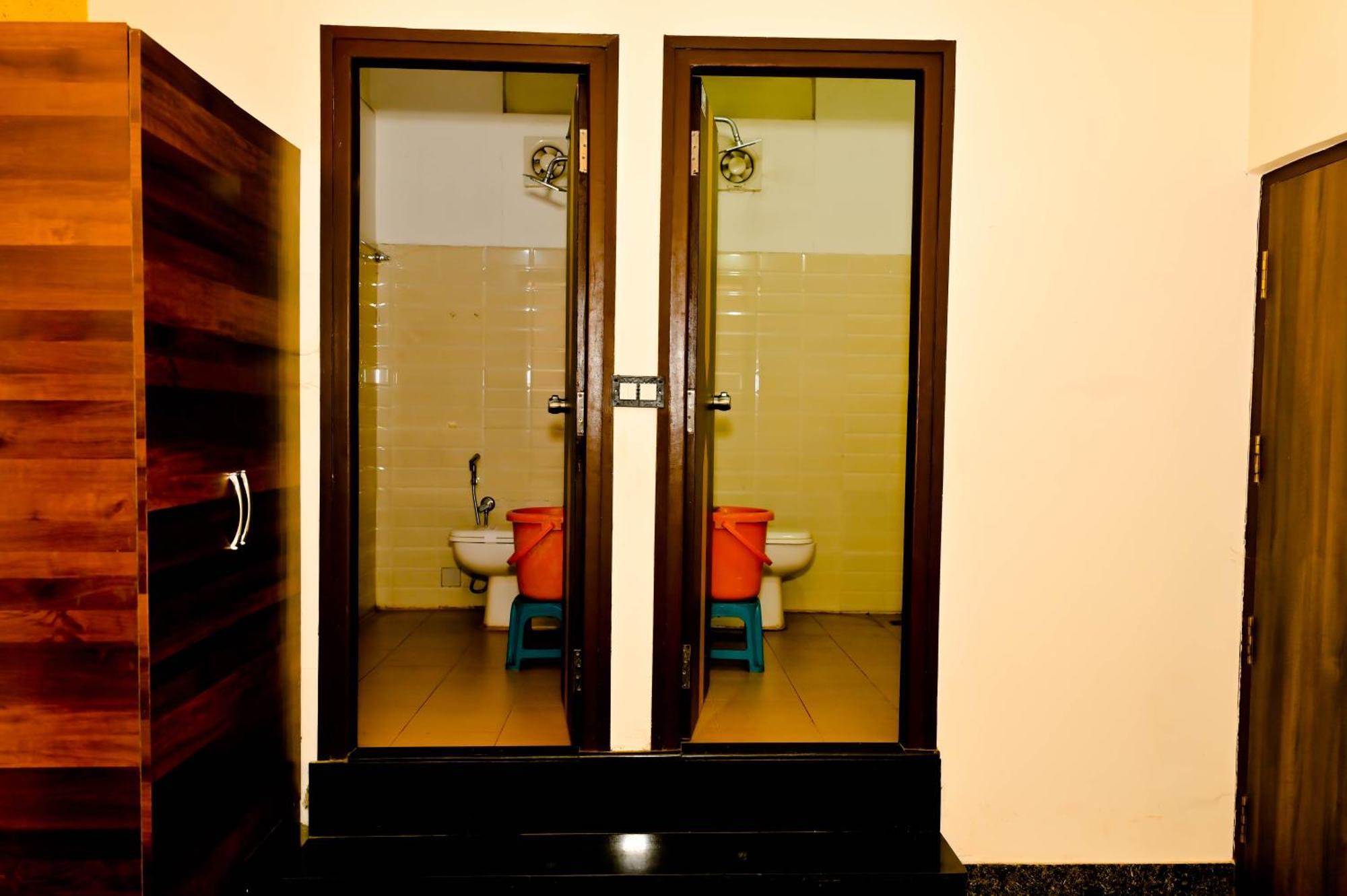 Townhouse Mk Hotel Chikmagalur Exterior photo
